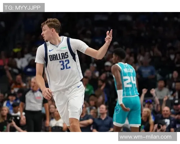 浓眉摆上货架，联盟榜首开端询价，7换1计划出炉！独行侠赢麻了？